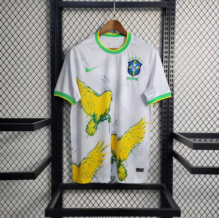 Special Brazil Birds T-Shirt